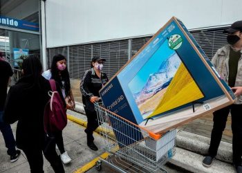 Se aplaza tercer día sin IVA para contener la pandemia