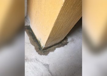 Habitantes de Villa del Castillo en Fortul exigieron a contratista subsanar defectos de construcción en las viviendas