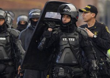 Escuadrón antidisturbios llega a Arauca para combatir invasiones