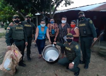 Policía Nacional desarrolló olla comunitaria en barrio del municipio de Arauca