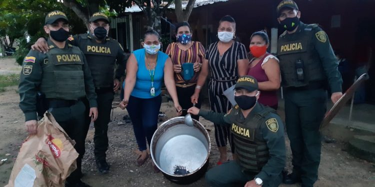 Policía Nacional desarrolló olla comunitaria en barrio del municipio de Arauca