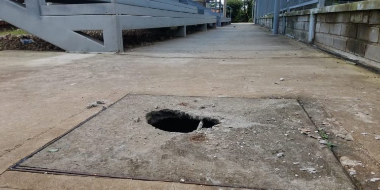 Delincuentes hurtaron cableado eléctrico de cancha sintética en Saravena