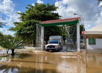 Hospital de La Esmeralda en Arauquita quedó bajo el agua