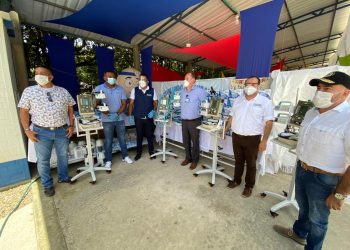 Cinco nuevos ventiladores artificiales fueron entregados al Hospital del Sarare