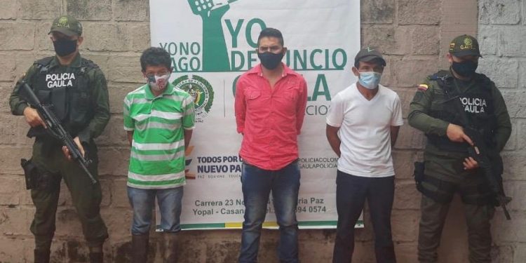 Cuatro personas fueron capturadas por el delito de extorsión
