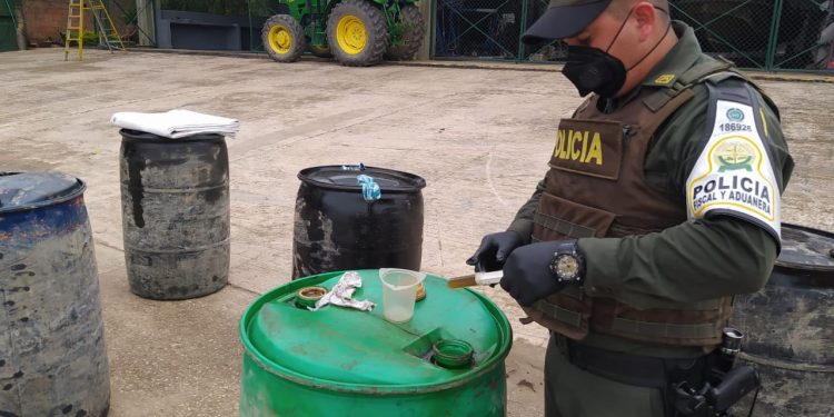 Autoridades incautaron 440 galones de combustible tipo ACPM de contrabando