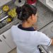 Mintrabajo advierte que menos de la mitad de trabajadores domésticos tiene prestaciones sociales