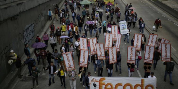 Arranca el paro nacional de 48 horas convocado por el magisterio