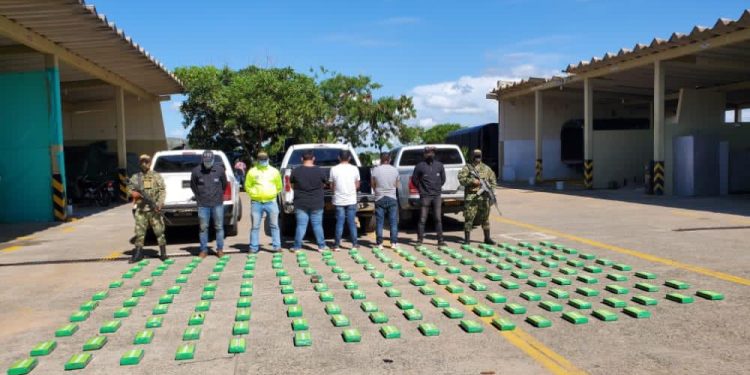 Autoridades incautaron más de 170 kilogramos de clorhidrato de cocaína