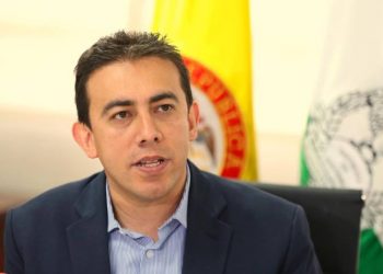 Se debe dar un vuelco total y tecnológico a la forma de votar en Colombia: Registrador Nacional