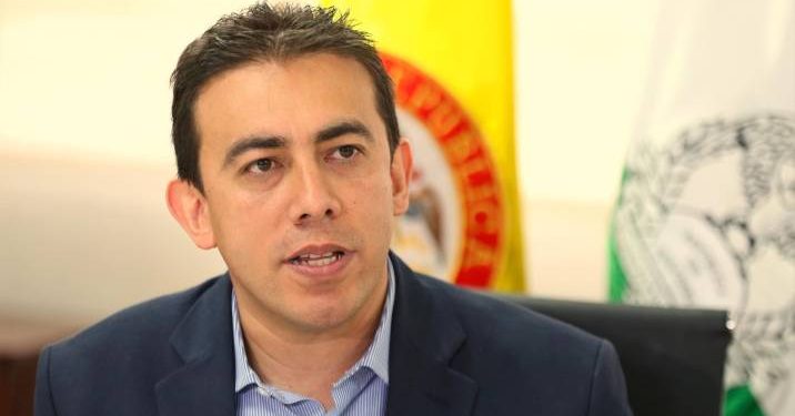 Se debe dar un vuelco total y tecnológico a la forma de votar en Colombia: Registrador Nacional