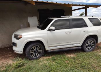 Robaron camioneta en pleno centro de Arauca