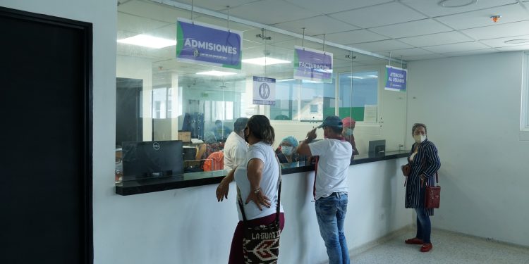 Directora del Hospital San Vicente de Arauca realizó enérgico llamado a las IPSs para que direccionen pacientes a la red pública