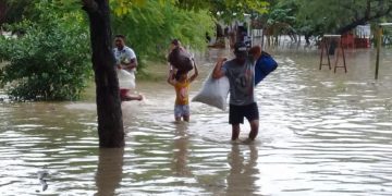 Invierno azota a 25 de 32 departamentos del país y deja más de 200.000 damnificados