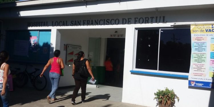 Hombres armados ingresaron a urgencias del hospital de Fortul y hurtaron pertenencias a miembros de organizaciones humanitarias