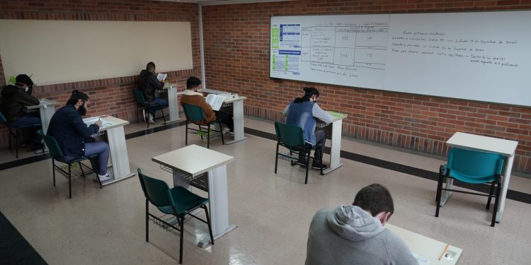 Icfes abre inscripciones a pruebas Saber 11 calendario B 2021