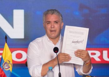 La ley de vacunación gratuita contra COVID-19 fue sancionada por el gobierno