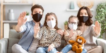 ¿Qué tan expuestos estamos al contagio en una fiesta familiar?