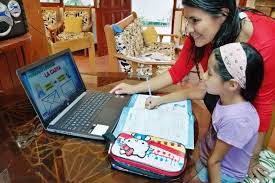 Regreso a clases virtuales en Colombia inicia con dificultades por conectividad