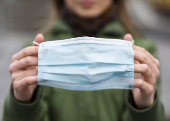 ¿Por qué ahora se recomienda el uso de tapabocas quirúrgicos y evitar los de tela?