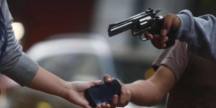 Inseguridad: Dos robos a personas se registraron el día de ayer en la capital araucana