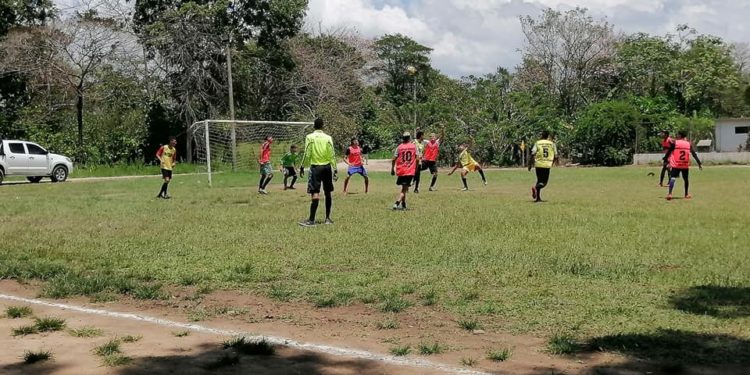 El fútbol se tomó el corregimiento Todos los Santos