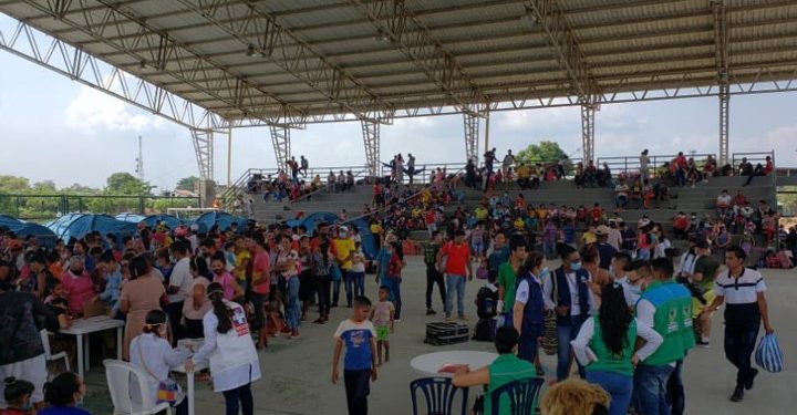 Más de 1.200 desplazados por enfrentamientos en La Victoria, Venezuela han llegado a Arauquita
