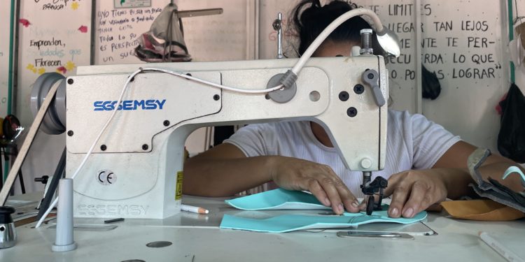 En Arauca, mujeres excombatientes “confeccionan nuevas historias”