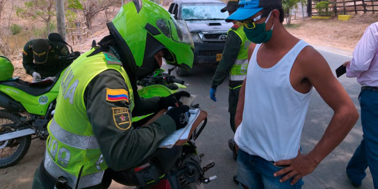 Arauca: Ofrecen reducción en los comparendos a quienes violaron el aislamiento preventivo por el Covid-19