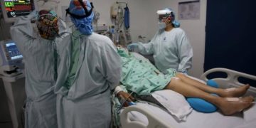 Autoridades de salud en alerta por aumento de los contagios