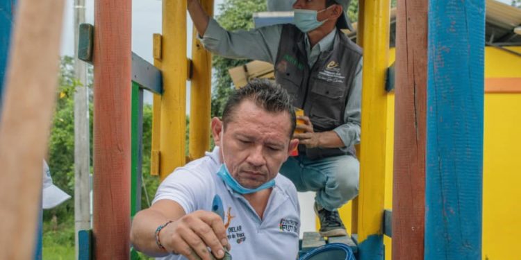 Enelar ESP y la Fundación Conecoam adelantaron jornada de ornato y limpieza en Escuela de la vereda Selvas de Lipa