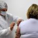 Así será el proceso para la tercera dosis de vacuna contra el covid-19 en adultos mayores