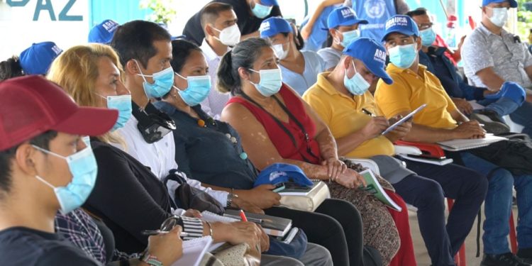En Filipinas, educadores y excombatientes limaron asperezas