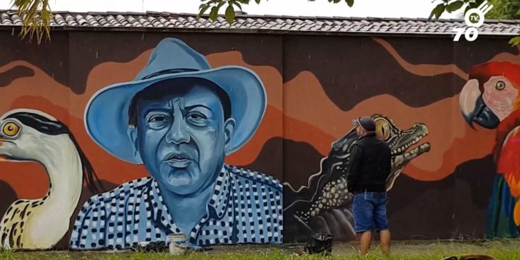 Muralistas rindieron homenaje al «Profe Peraza»