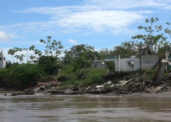 Reinera: La isla que desaparece debido al río y al olvido