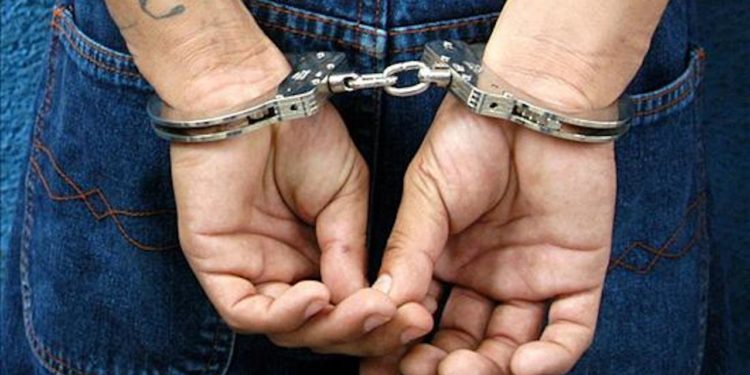 Capturan a alias «Peluco» por el presunto hurto de 10 millones de pesos a un centro educativo en Arauca