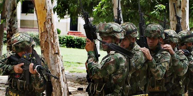 Corte Constitucional exonera a las comunidades negras del servicio militar