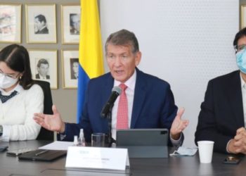 Salario mínimo: empresarios, centrales y Gobierno acuerdan que sea 1 millón