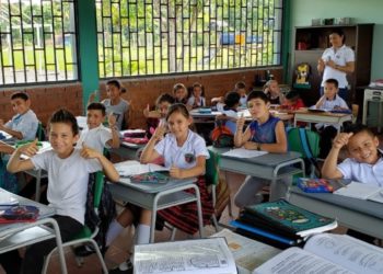 Los estudiantes volverán a las aulas a partir del 24 de enero
