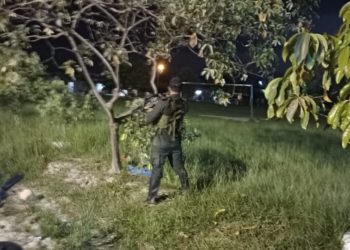 Autoridades verifican autenticidad de foto de hombres del ELN en un asentamiento en Fortul