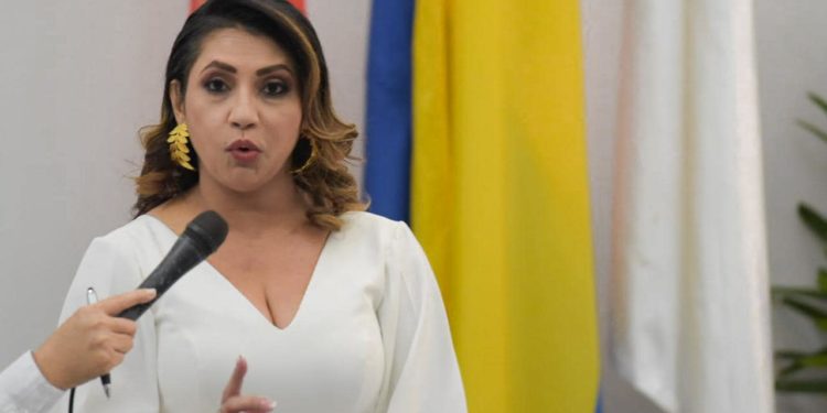 «Vengo con la mejor disposición, los lineamientos vienen de Dios»: Gobernadora Indira Barrios