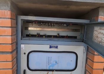 Delincuentes hurtaron tacos y cableado de las luminarias de la plazoleta Carmentea del municipio de Arauca