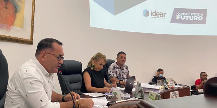 Como «maquillado» y «copie y pegue», catalogaron algunos diputados el informe presentado por el IDEAR