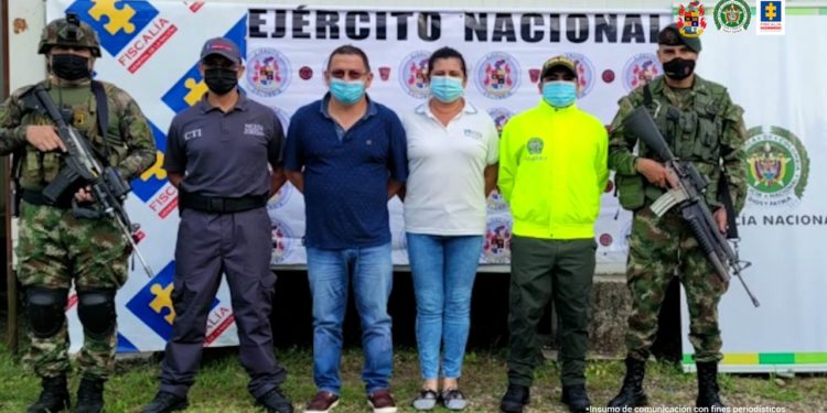 Capturan a médico y a enfermera por presuntamente practicar abortos clandestinos a miembros del ELN