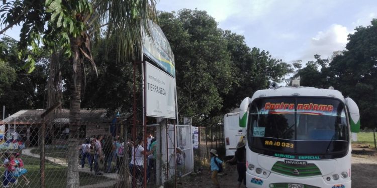 Tras proceso licitatorio, contrato de transporte escolar fue adjudicado a Unión Temporal Transportes EducArauca 2022