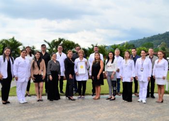 Complejo médico FCV logra máxima acreditación internacional en salud