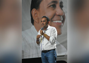 «Doble nacionalidad, doble militancia y delito de contrabando», por lo que demandan a Germán Rozo