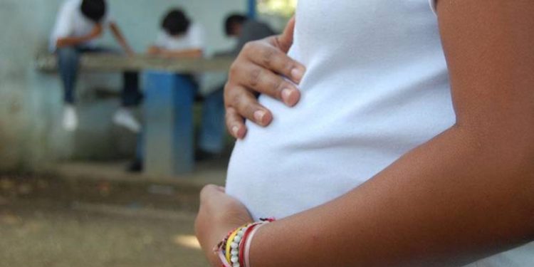 Mujeres migrantes irregulares pueden acceder a controles prenatales gracias a organizaciones internacionales