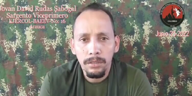 ELN entregó pruebas de supervivencia de dos militares secuestrados en el departamento de Arauca