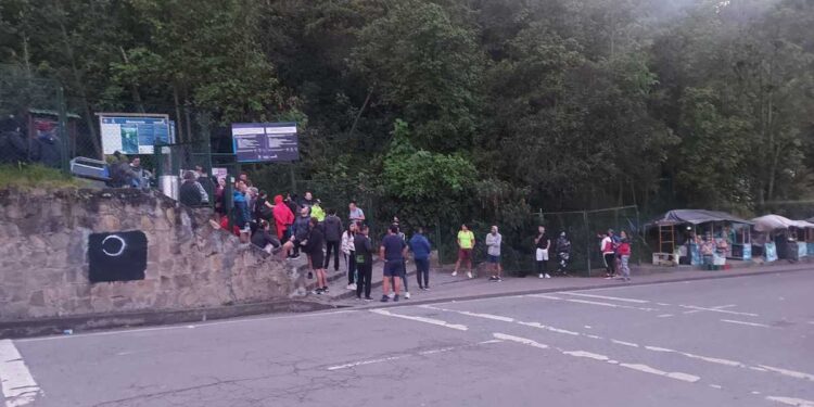 Monserrate: denuncian atraco masivo a deportistas en el sendero peatonal